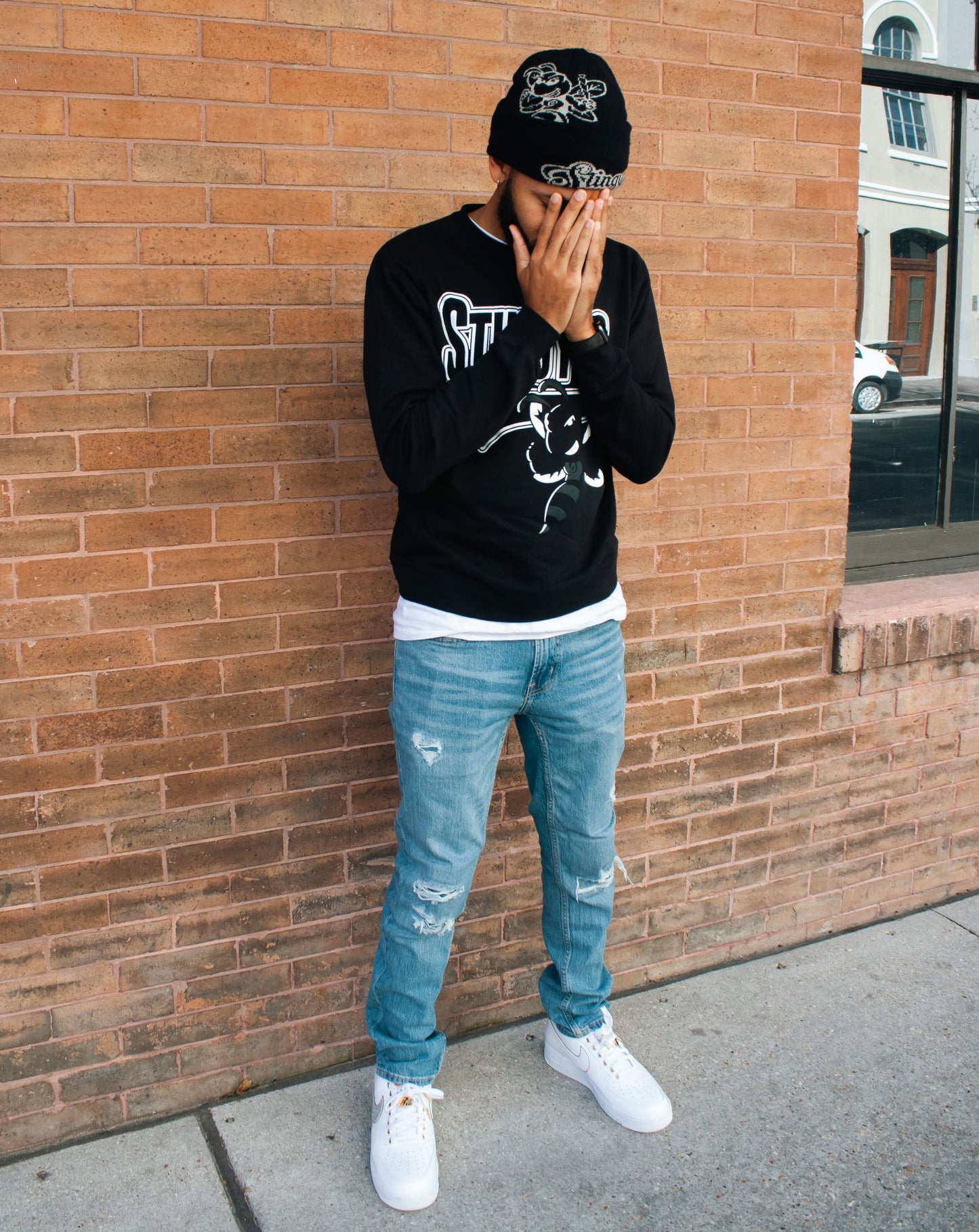 Stingy's Crewneck Sweater (Black)